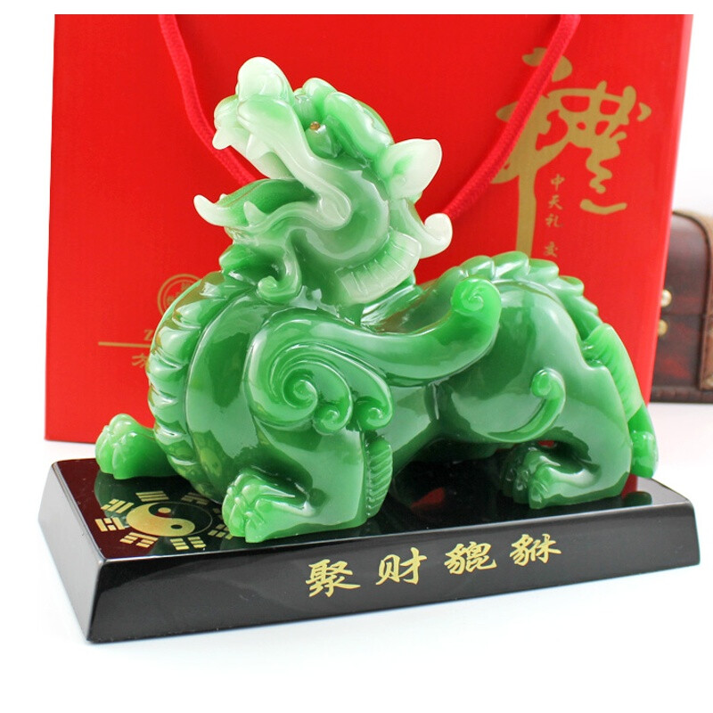 鎮(zhèn)宅納福，招財(cái)引貴 仿玉貔貅擺件，家居風(fēng)水的點(diǎn)睛之筆
